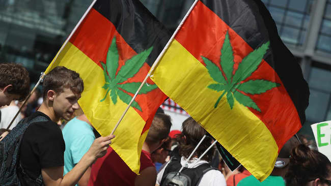 Německá mládež, protestující za legalizaci konopí